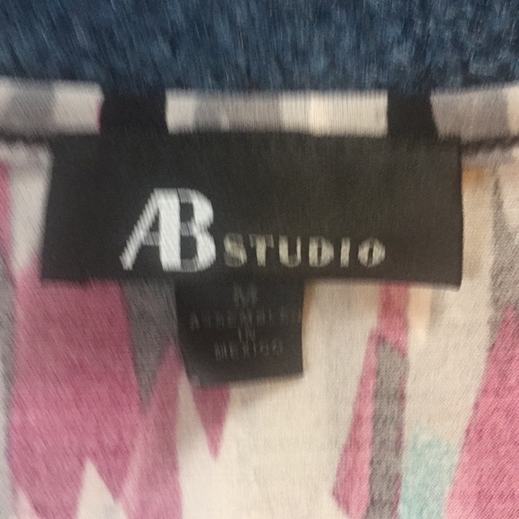 AB Studio ruffled scoop neck blouse - Picture 3 of 3